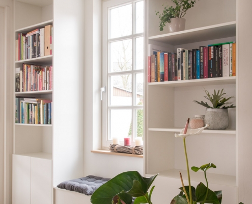 ingebouwde boekenkast maatwerk interieurbouwer weert jm interieurbouw maatkeukens interieur traprenovatie badmeubels sanne keijzers sannekeijzersfotografie