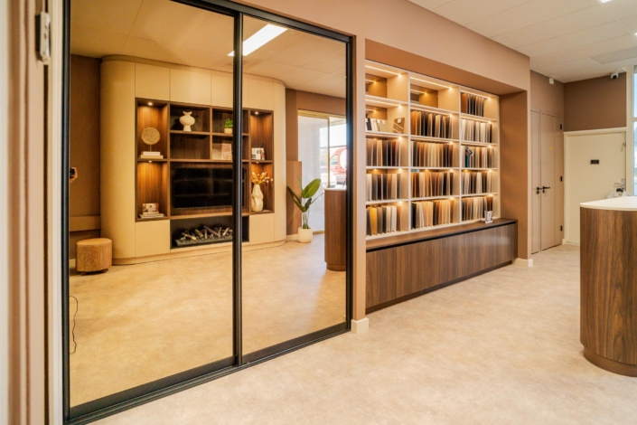 showroom stalenkast